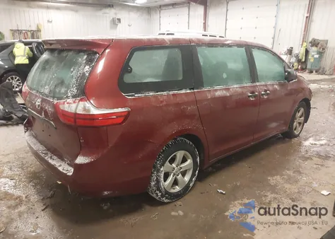 2015 Toyota Sienna L 7 Passenger z USA, uszkodzony, nr VIN 5TDZK3DC0FS550456